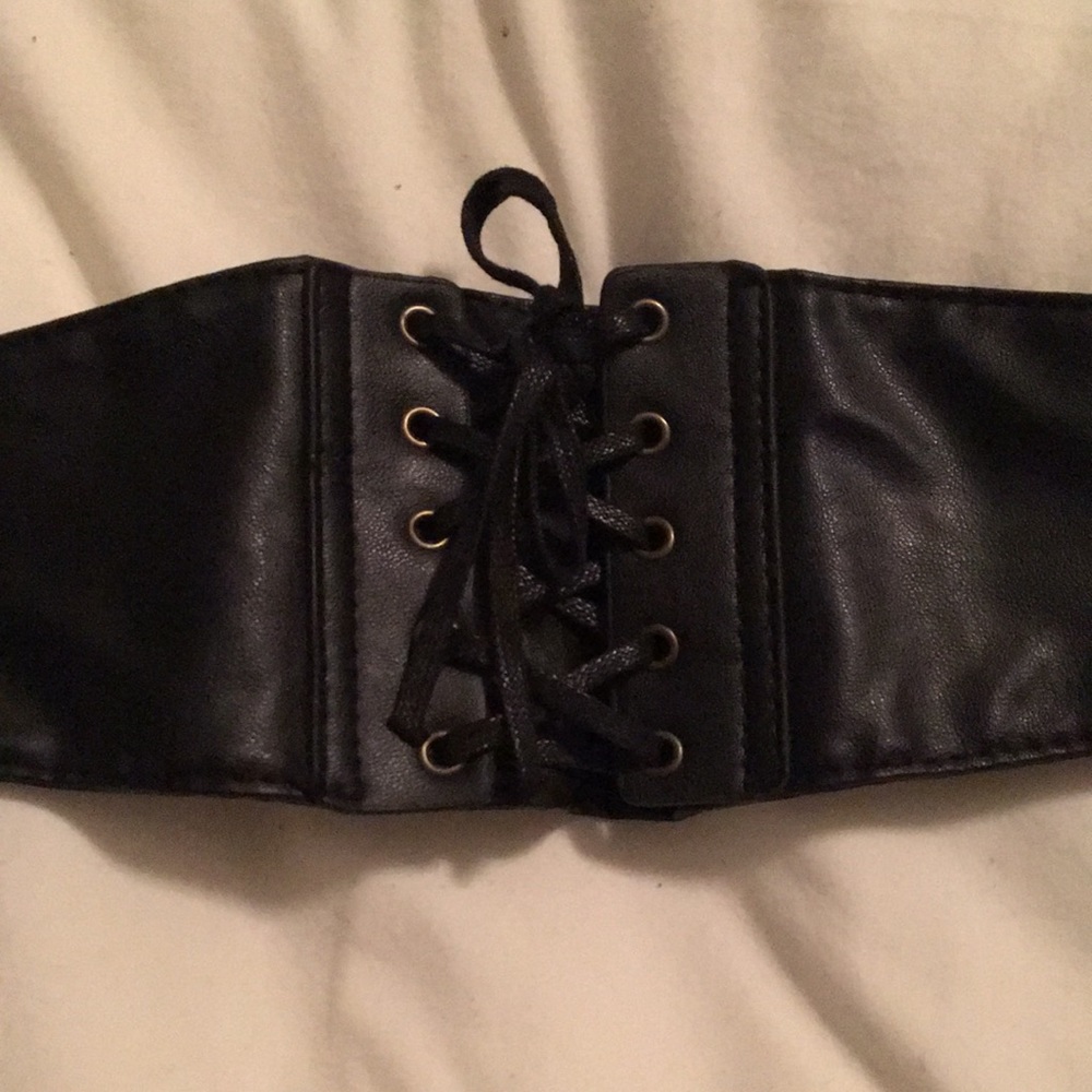 Faux leather elastic corset belt